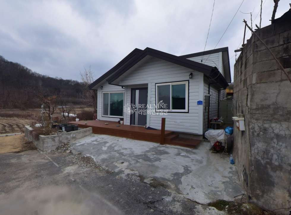 충북 청주서원구 현도면 매봉리 주1,주2동 (청주주택매매) 충북 청주시 서원구 현도면 일반상업지역 매봉1지구내 단독주택 매매 매매 매물번호 10142 사진 1